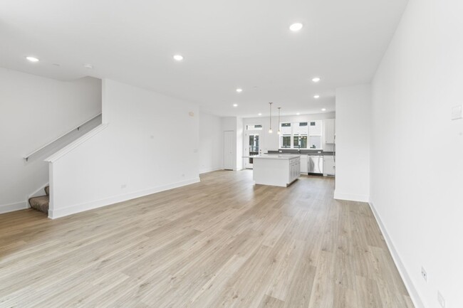 Foto del edificio - 6424 Levi Ln