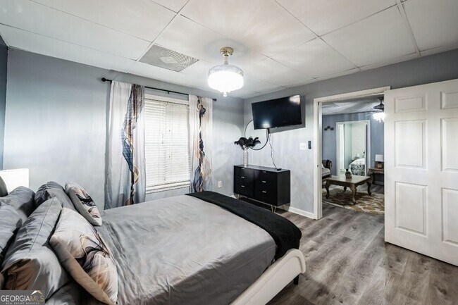 Foto del edificio - 795 Deerwood Dr
