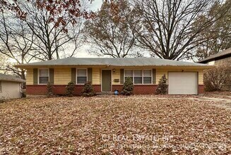 Building Photo - 8802 Stark Ave