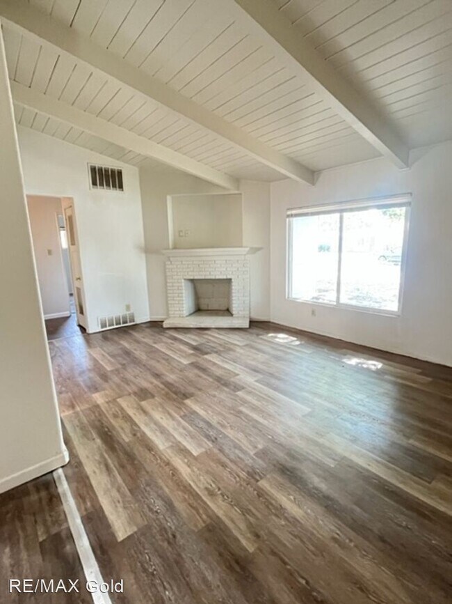 Foto del edificio - 4 br, 2 bath House - 1100 Prospect Avenue