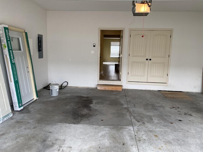 Building Photo - 1405 Cobblestone Way
