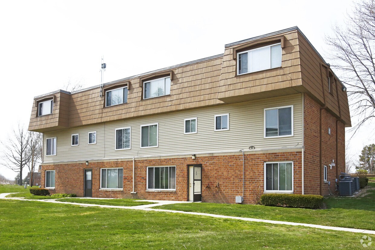 Garden Estates West Apartments Michigan City, IN