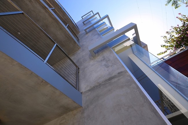 Building Photo - Larrabee Estates