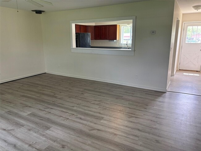 Building Photo - 236 Bullville Rd