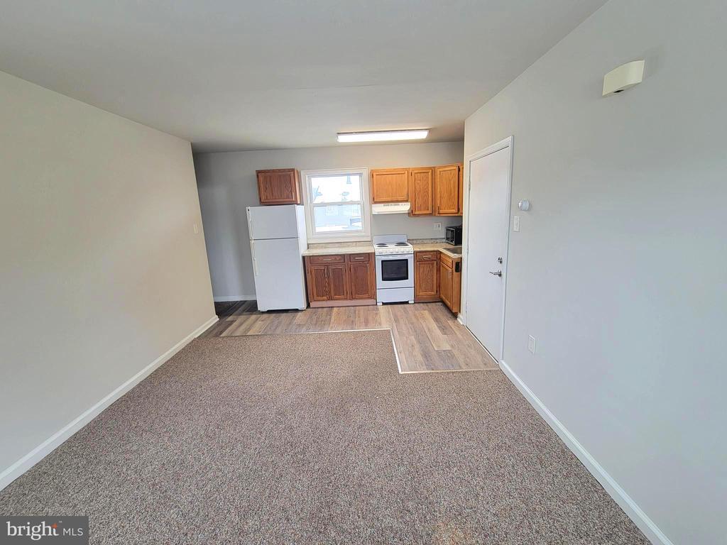 36 W Lancaster Ave Unit 5, Downingtown, PA 19335 Room for Rent in
