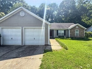 Building Photo - 145 Waters Edge Dr
