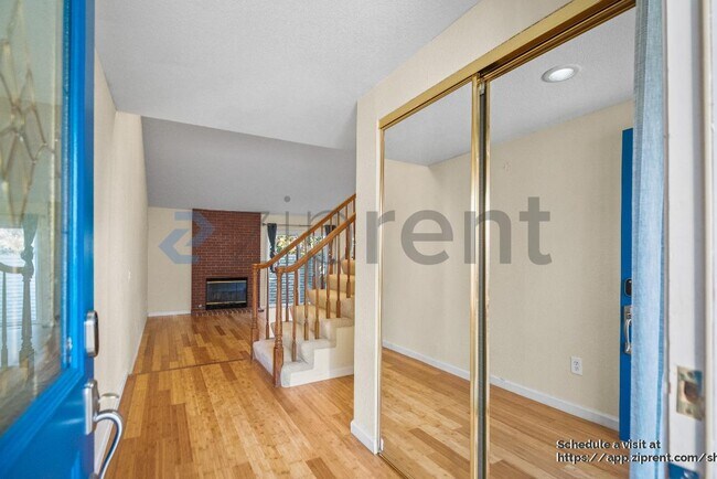 Foto del edificio - 7898 Gate Way