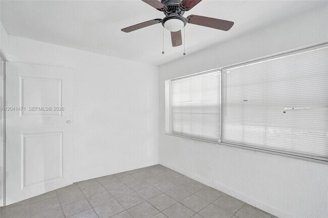 Foto del edificio - 701 SW 7th St