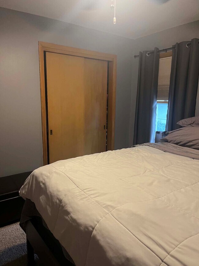 Dormitorio principal - 1135 S 111th St