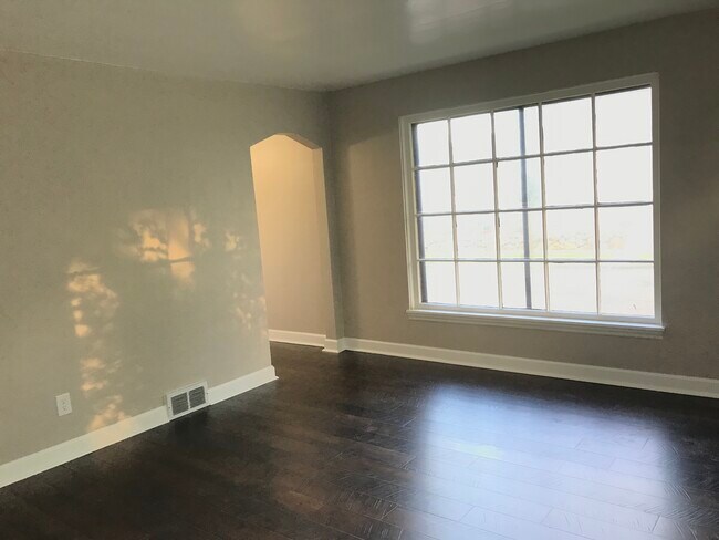 Foto del edificio - 4080 S Burrell St