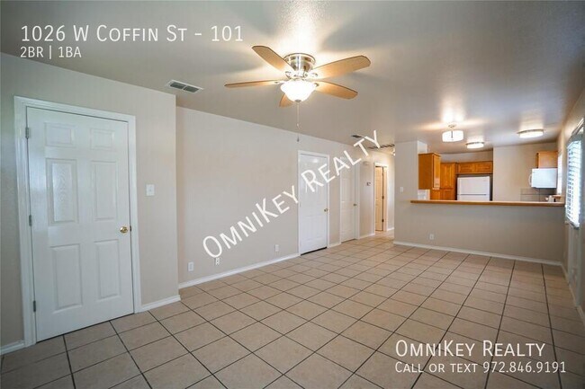 Building Photo - 1026 W Coffin St