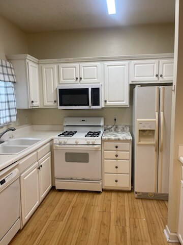 Foto del edificio - 2715 Windsor Ct