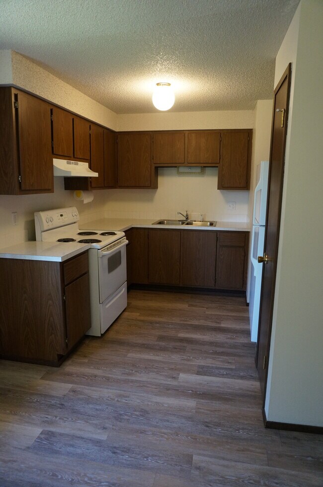 Foto del edificio - 345 NW Robert St