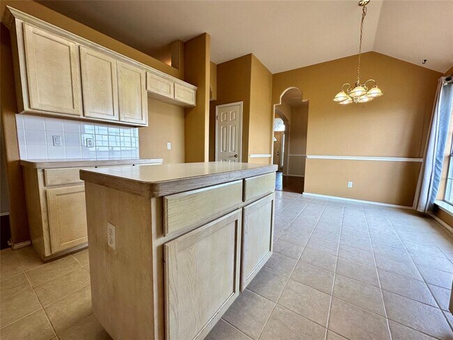 Building Photo - 1408 Co Rd 134