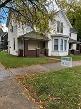 Building Photo - 424 N Michigan St