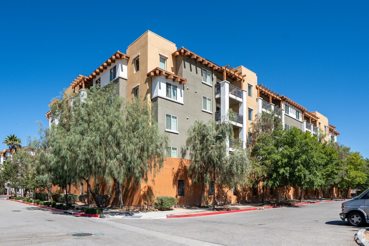 Primario - Wright Brothers Court Apartments