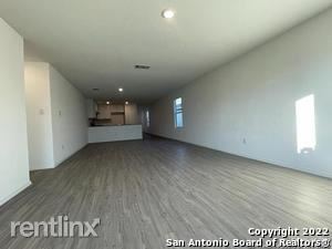 Foto del edificio - 4 br, 2 bath House - 5819 Antonio Pl