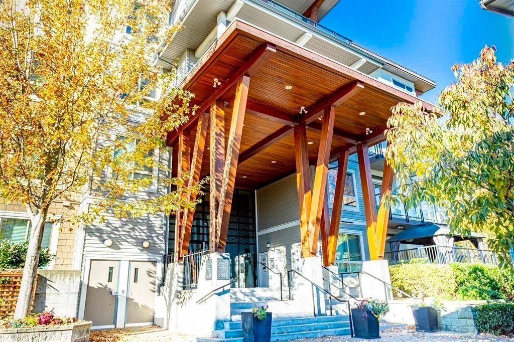 Primary Photo - Salus in West Newton, Surrey