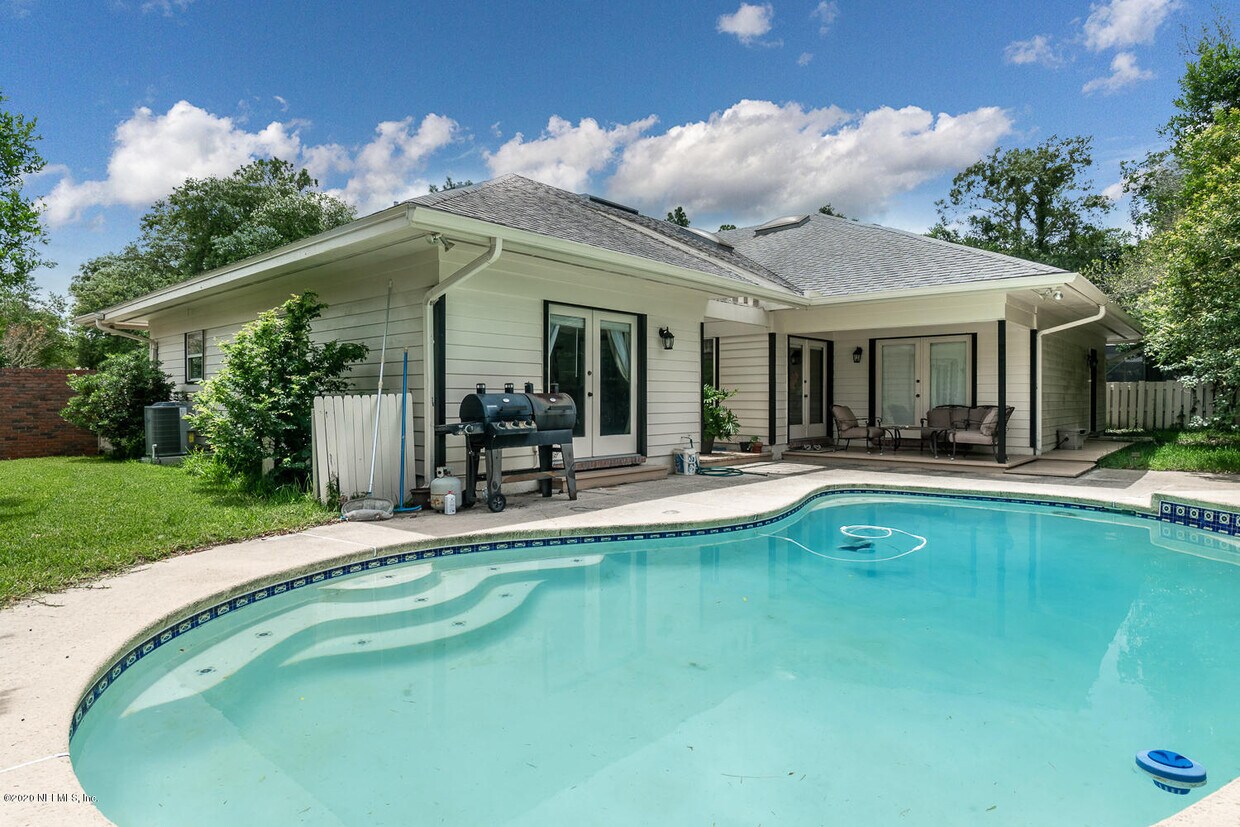 Foto principal - 8248 Gardenview Ct