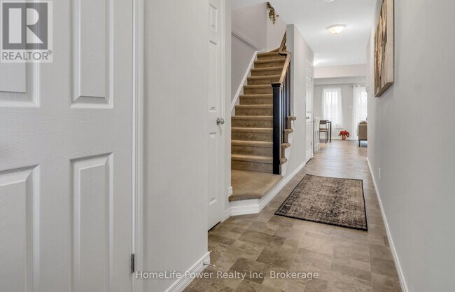Photo du bâtiment - 50 Pinnacle Dr