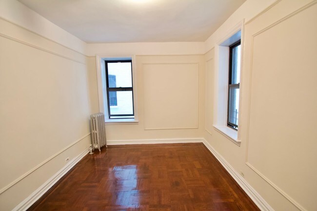 Building Photo - 1555 Grand Concourse