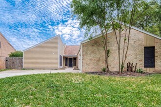 Building Photo - 15910 Tumbling Rapids Dr
