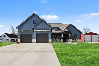 Building Photo - 444 Mill Rd