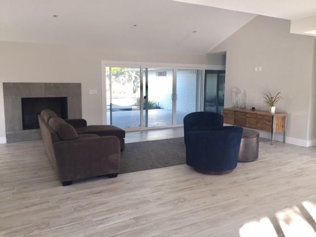 Foto del edificio - 4135 High Summit Dr