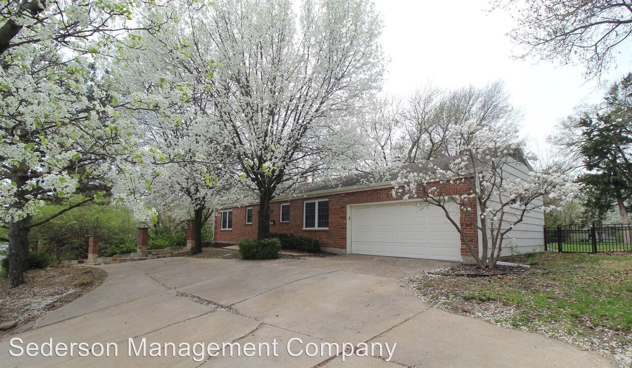 Primary Photo - 3 br, 1 bath House - 8308 STATE LINE ROAD