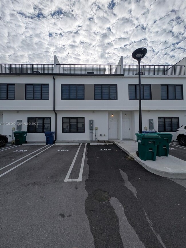 Building Photo - 26124 SW 146th Ave