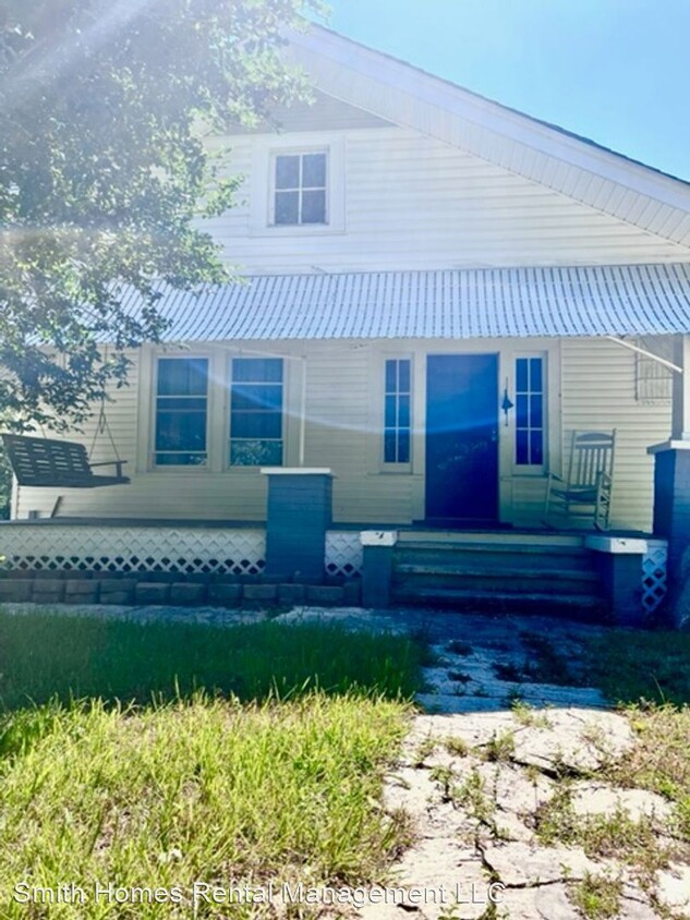Primary Photo - 2 br, 1 bath House - 305 De La Pointe