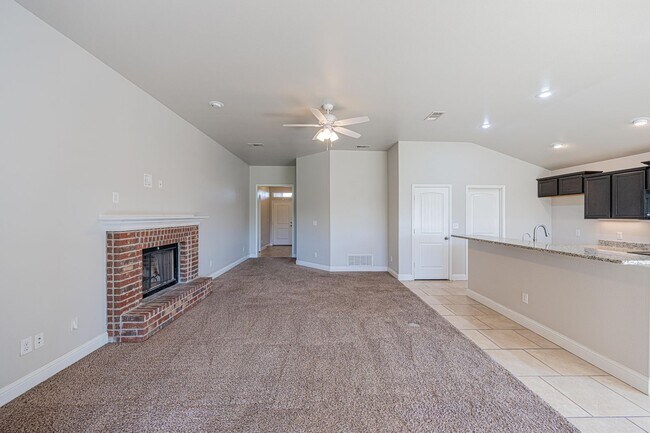 Building Photo - Property For Lease in Odessa
