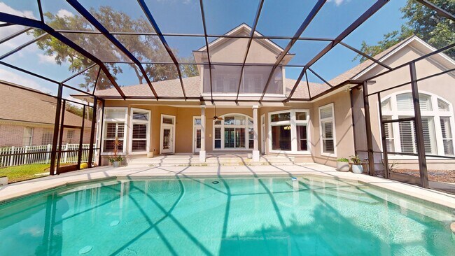 Foto del edificio - Discover this stunning waterfront rental i...