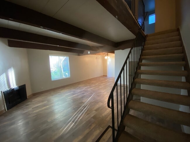 Building Photo - Coming Soon, Now Accepting a Wait! Spaciou...