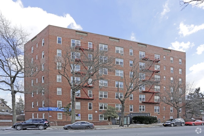 6161 Woodhaven Boulevard - 61-61 Woodhaven Blvd