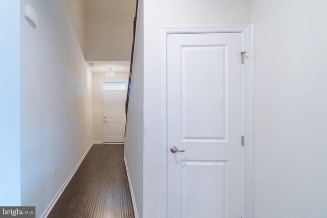 Building Photo - 6573 Autumn Olive Dr