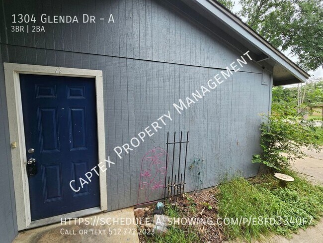Building Photo - Newly Remodeled 3 Bed 2 bath Duplex. Close...