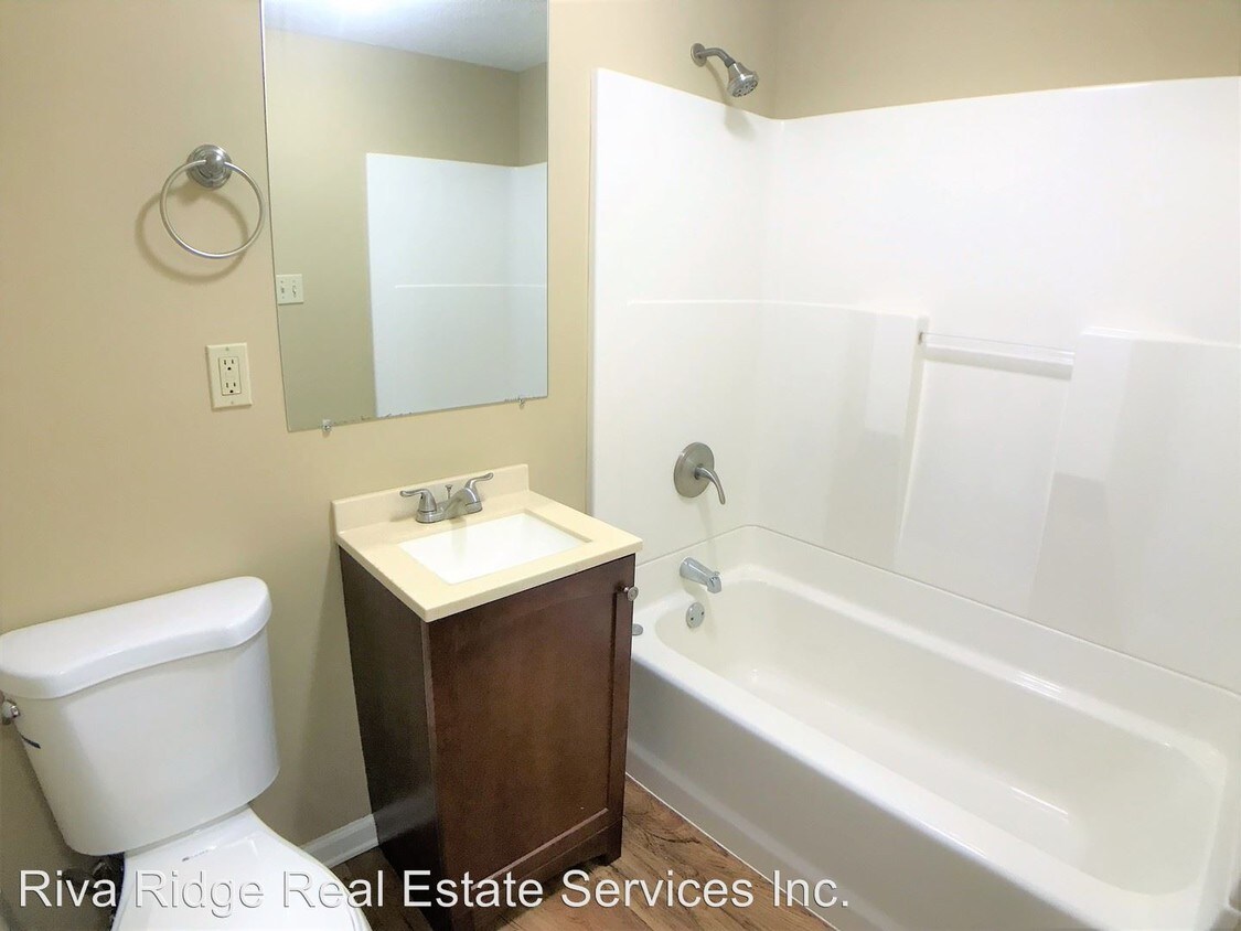 1000 State Ave Unit 6, Coraopolis, PA 15108 Condo for Rent in