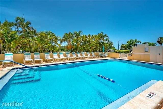 Foto del edificio - 800 S Gulfview Blvd