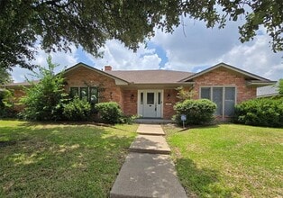 Building Photo - 1308 Northridge Dr