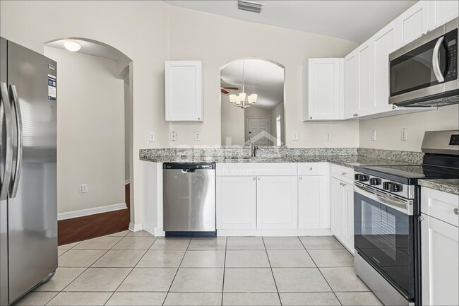 Building Photo - 18534 Kentisbury Ct