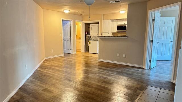Building Photo - 2304 Balsam Dr