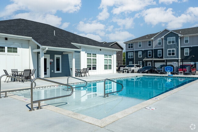 Piscina - Talon Apartments