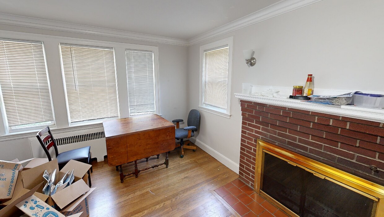 Foto principal - 25 Greycliff Rd