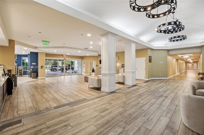 Foto del edificio - 2855 W Commercial Blvd