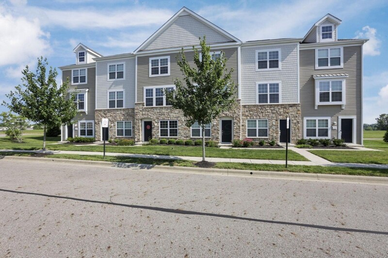Foto principal - 280 Autumn Ridge Cir