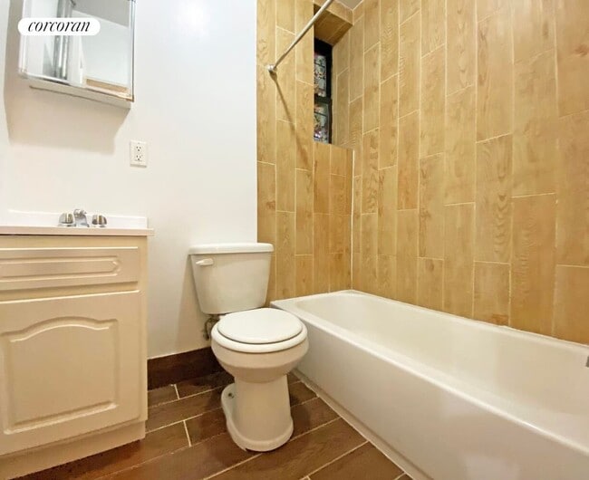 Building Photo - 454 W 57th St