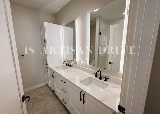 Foto del edificio - 18 Artisan Dr