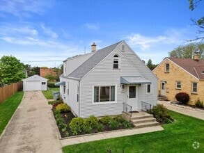 Building Photo - 3661 S 22nd St