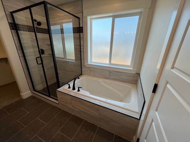 Foto del edificio - 184 Galena Smt Dr